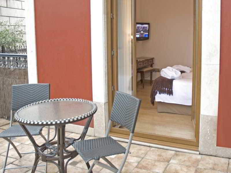 Ayre Hotel Alfonso II Овьедо Номер фото