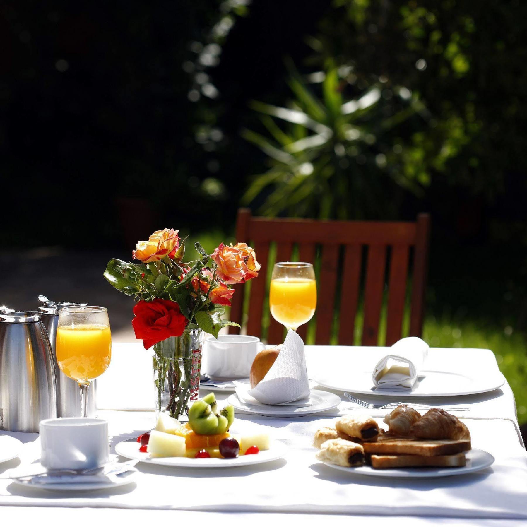 Ayre Hotel Alfonso II Овьедо Экстерьер фото