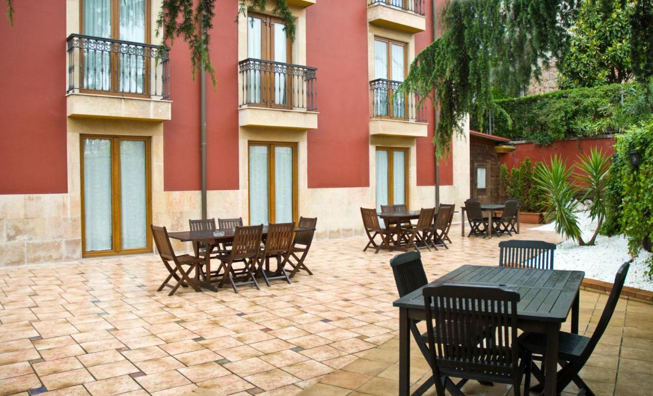 Ayre Hotel Alfonso II Овьедо Экстерьер фото
